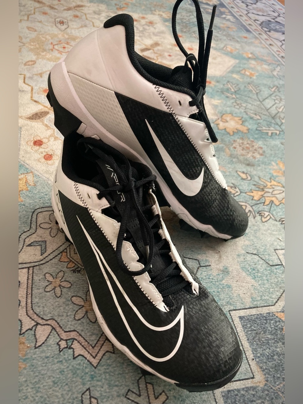 Nike Men’s Vapor Edge Shark 2 Football Cleats - Size 9